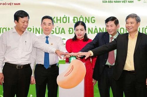 Khởi động Chương trình 'Sữa đậu nành học đường' cho trẻ vùng cao, vùng sâu