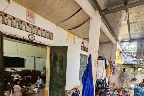 Mòn mỏi chờ tái định cư