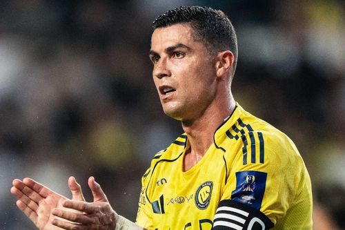 Ác mộng luân lưu tái diễn với Ronaldo