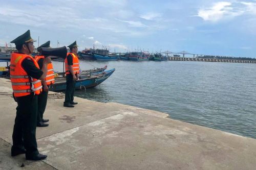 Huế còn 86 phương tiện đang hoạt động trên biển