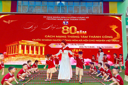 Rộn ràng các hoạt động ý nghĩa chào mừng Tết Độc lập tại Trường Mầm non Thành Công (Hà Nội)