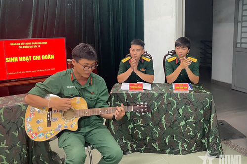 Trung đoàn Gia Định: Hiệu quả từ mô hình tăng cường cán bộ cơ quan xuống cơ sở