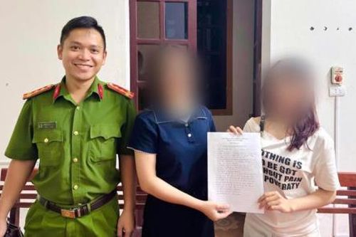 Bất ngờ nhận được 2 tỷ đồng, người phụ nữ nhờ Công an tìm chủ nhân để trả lại