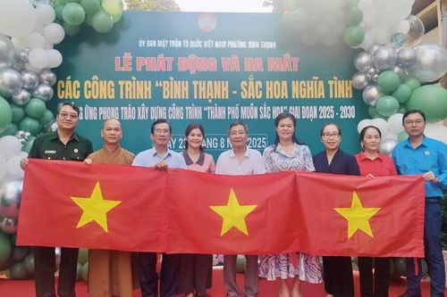 Phường Bình Thạnh kêu gọi mỗi gia đình trồng một cây xanh