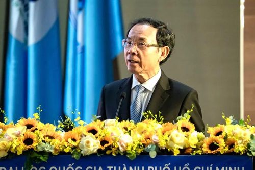 Mỗi sinh viên ra trường là một niềm hy vọng của quốc gia