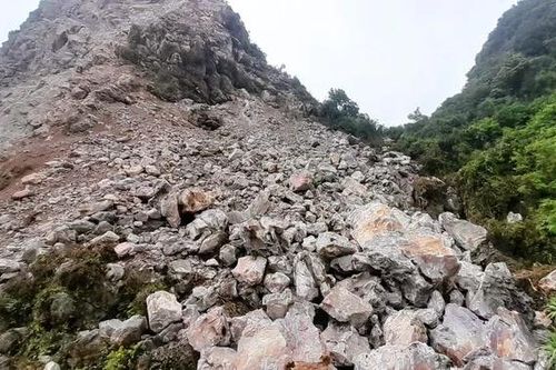 Phát hiện thi thể người phụ nữ trên sườn núi ở Ninh Bình sau nhiều ngày mất tích