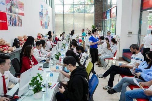 Rộn ràng ngày đầu nhập học của tân sinh viên tại TPHCM