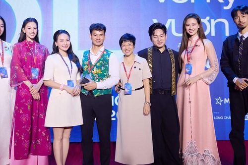 Nghệ sĩ Việt và ý thức của những người có sức ảnh hưởng trong việc lan tỏa thông tin tích cực và xây dựng niềm tin số