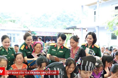 Ban Phụ nữ Quân đội tập huấn tuyên truyền pháp luật tại Lai Châu