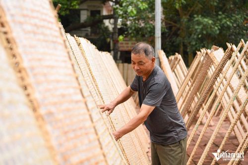 Đặc sản mỏng, dẻo thơm mùi gạo ở Bắc Ninh, cứ đến cuối năm lại 'cháy hàng'
