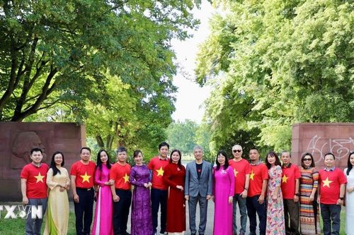 Những năm tháng hoạt động của Chủ tịch Hồ Chí Minh tại Đức