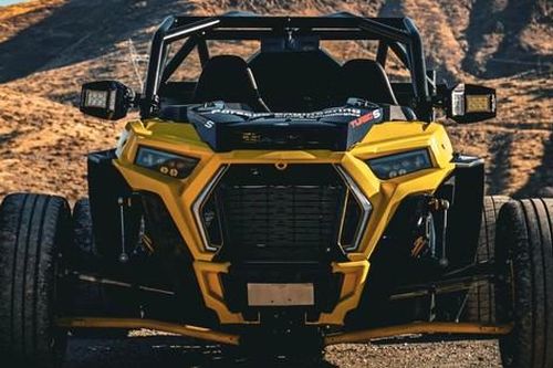 Xe địa hình RZR khoác lên mình phong cách Porsche 911
