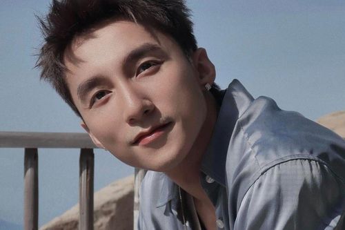 Chỉ một hành động, Sơn Tùng M-TP hút hơn nửa triệu người theo dõi