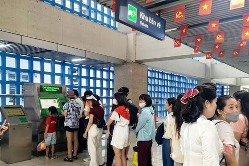 Hà Nội miễn phí vé xe buýt và tàu điện từ 30/8 - 2/9
