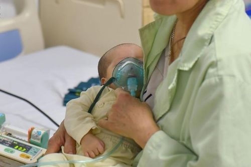 Dự phòng bệnh hô hấp do RSV ở trẻ sơ sinh và vai trò của miễn dịch từ mẹ