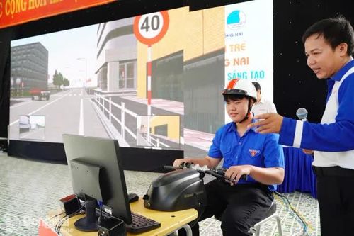 Tuổi trẻ Đồng Nai gương mẫu thực hiện văn hóa giao thông