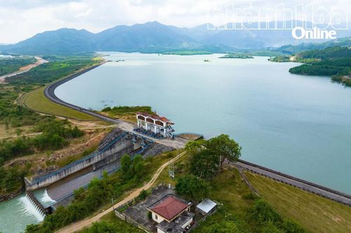 Kỷ niệm 80 năm Ngày truyền thống ngành Thủy lợi Việt Nam (28-8-1945 - 28-8-2025): Những mạch nguồn xanh hóa miền nắng gió