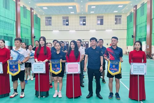 Sôi nổi giải cầu lông kỷ niệm 80 năm Ngành Tư pháp Việt Nam