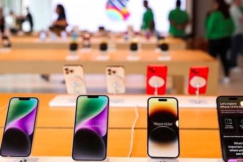 Hà Nội: Khởi tố nhóm đối tượng lừa bán iPhone giá 'siêu rẻ' trên mạng xã hội