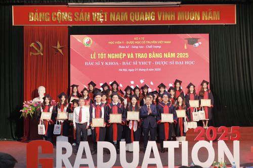 Học viện Y - Dược học Cổ truyền Việt Nam: Hơn 770 tân bác sỹ, dược sỹ sẵn sàng cống hiến vì sức khỏe cộng đồng