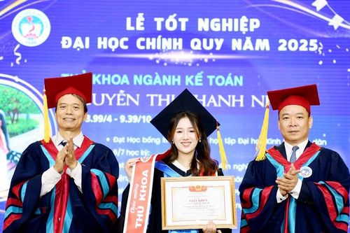 Năm 2025, hơn 86% sinh viên Đại học Kinh tế Quốc dân tốt nghiệp loại Giỏi và Xuất sắc