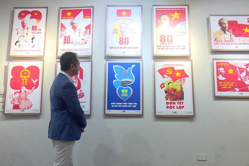 Triển lãm đặc biệt quy tụ tranh của 31 họa sĩ
