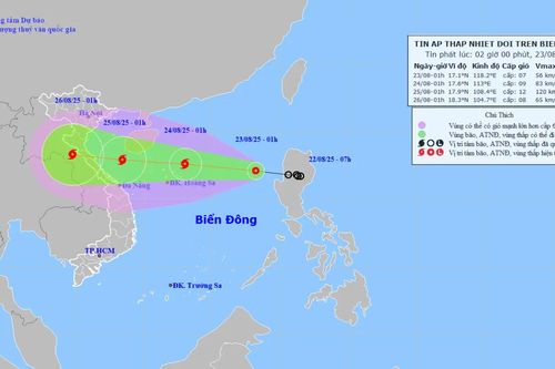 Bão mạnh di chuyển nhanh vào biển Nghệ An – Huế
