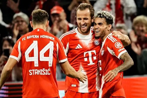 Bayern Munich 'hủy diệt' RB Leipzig 6-0 ngày ra quân