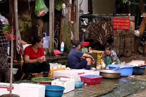 Hà Nội quyết dẹp chợ tạm, chợ cóc trong năm 2026