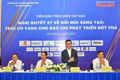 Diễn đàn Tổng Biên tập 2025: Thời cơ vàng cho báo chí phát triển đột phá