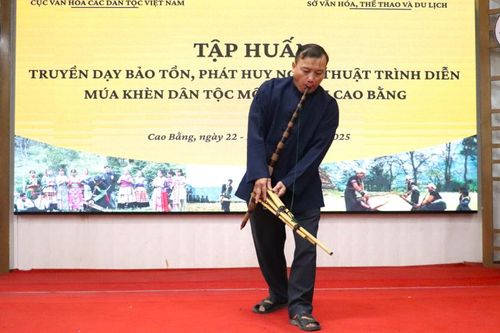 71 học viên được tập huấn bảo tồn, phát huy nghệ thuật trình diễn múa Khèn dân tộc Mông