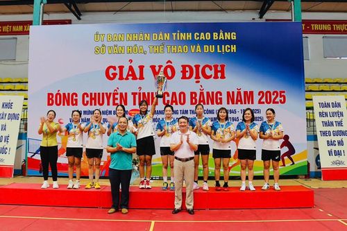 Đội xã Bảo Lạc đoạt giải Nhất nội dung nam Bóng chuyền tỉnh năm 2025