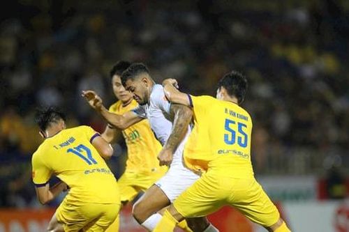 V.League 2025-2026: Sông Lam Nghệ An ngược dòng đánh bại đương kim vô địch Nam Định