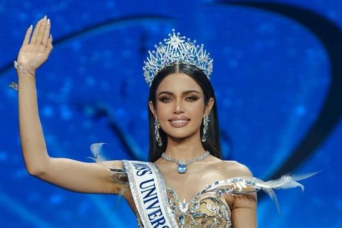 Veena Praveenar Singh đăng quang Miss Universe Thailand 2025 sau 4 lần chinh chiến