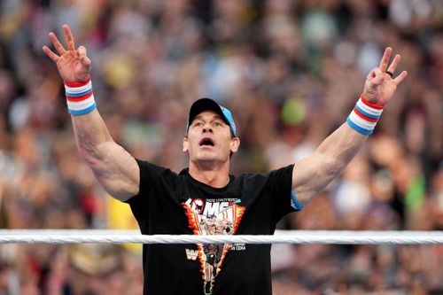 Đô vật John Cena đăng ảnh đầy ẩn ý về Messi