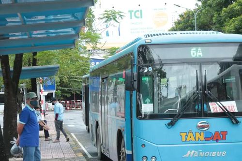 Hà Nội: điều chỉnh tạm thời lộ trình nhiều tuyến buýt ngày 24/8