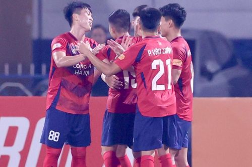 Quang Hải tỏa sáng, CAHN đánh bại chủ nhà Becamex TP Hồ Chí Minh ở vòng 2 V-League