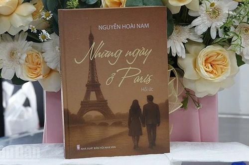 Một Paris tráng lệ mà gần gũi trong tác phẩm mới của bác sĩ Nguyễn Hoài Nam