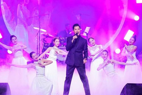 Liveshow 'Thu hát cho người': Điểm nhấn âm nhạc mùa thu