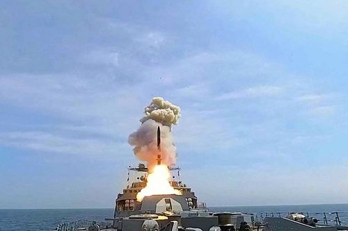 Quân sự thế giới hôm nay (24-8): Nga phóng thành công tên lửa Kalibr và Uran