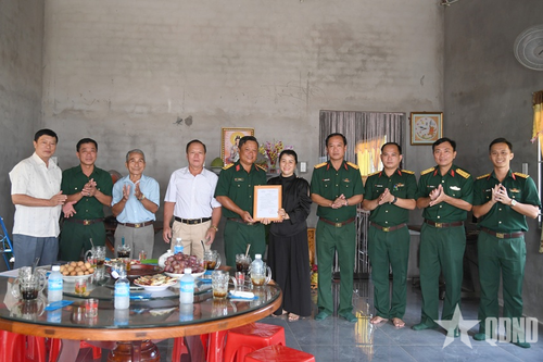 Bộ CHQS tỉnh Tây Ninh bàn giao 'Nhà đồng đội'