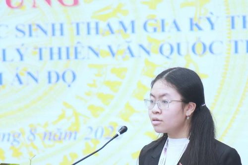 Nữ sinh đầu tiên giành huy chương Vàng Olympic Vật lý thiên văn