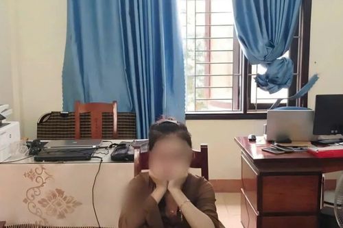 Giải cứu hai thiếu nữ bị chủ quán karaoke giam lỏng đòi tiền chuộc