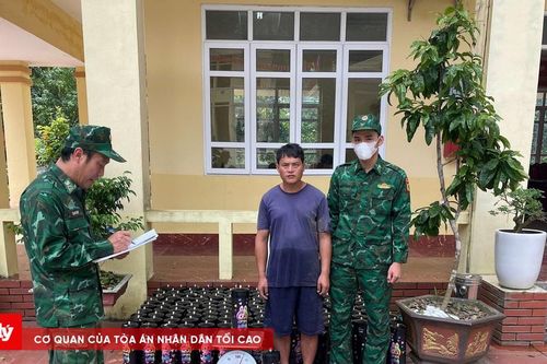 Đồn Biên phòng Cửa khẩu Hoành Mô liên tiếp bắt giữ 2 vụ vận chuyển khí cười trái phép với số lượng lớn