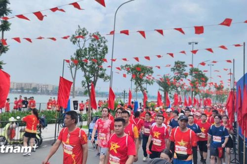 'Việt Nam Tôi đó': Hàng chục nghìn bước chạy lan tỏa lối sống xanh