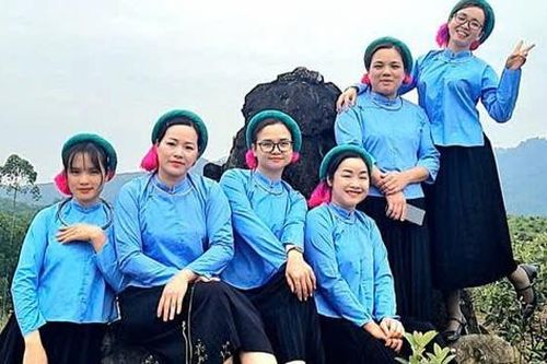 Bí quyết bảo tồn, phát huy trang phục truyền thống dân tộc trên đỉnh Pò Hèn