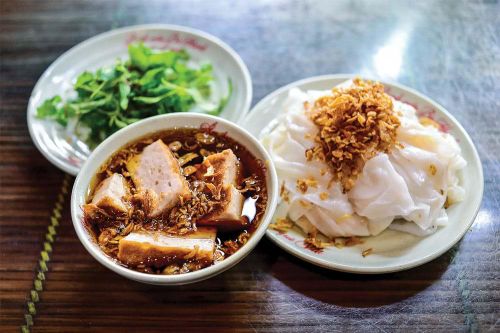 Trăm năm bánh cuốn Thanh Trì