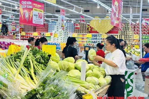 Chuẩn bị đủ nguồn cung lương thực, thực phẩm trong những ngày mưa bão