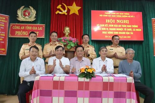Gia Lai: 80 đơn vị vận tải ký cam kết đảm bảo an toàn giao thông