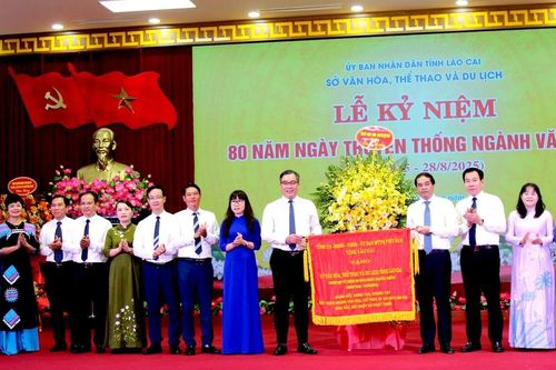 Lào Cai kỷ niệm 80 năm Ngày truyền thống Ngành Văn hóa